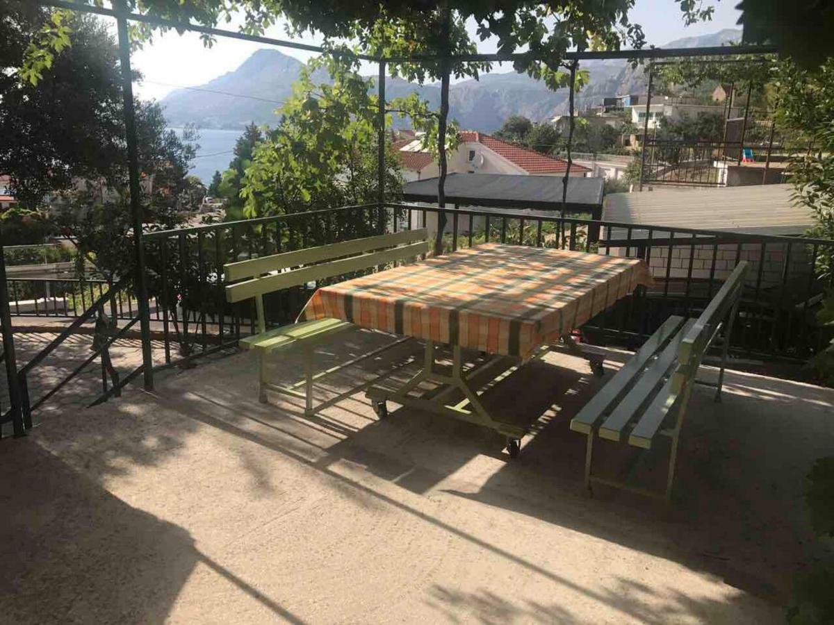 Apartmani Atila Damir Omiš Dış mekan fotoğraf