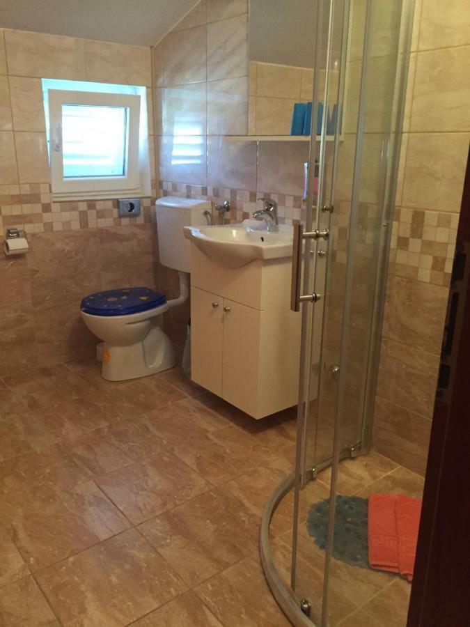 Apartmani Atila Damir Omiš Dış mekan fotoğraf