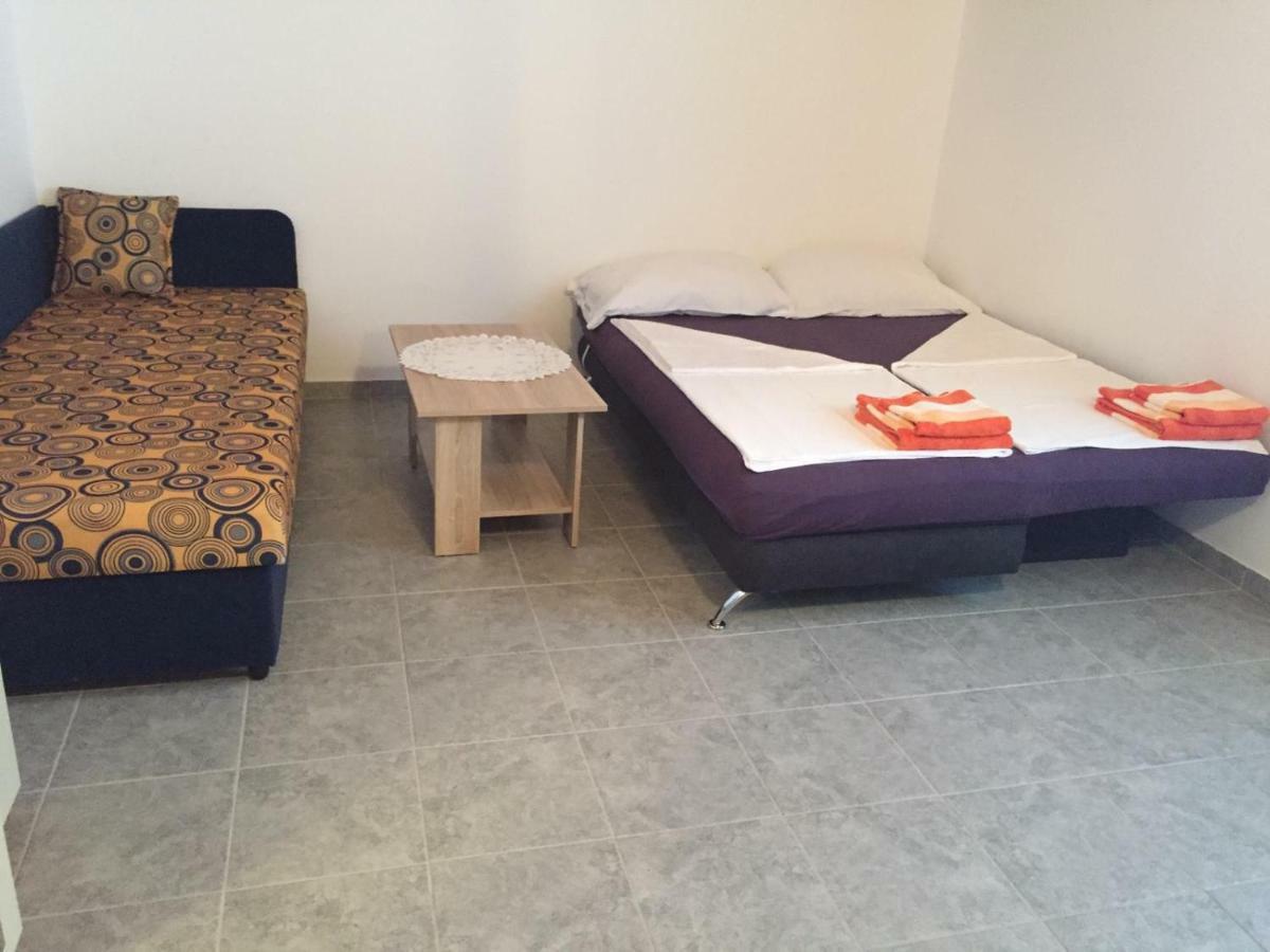 Apartmani Atila Damir Omiš Dış mekan fotoğraf